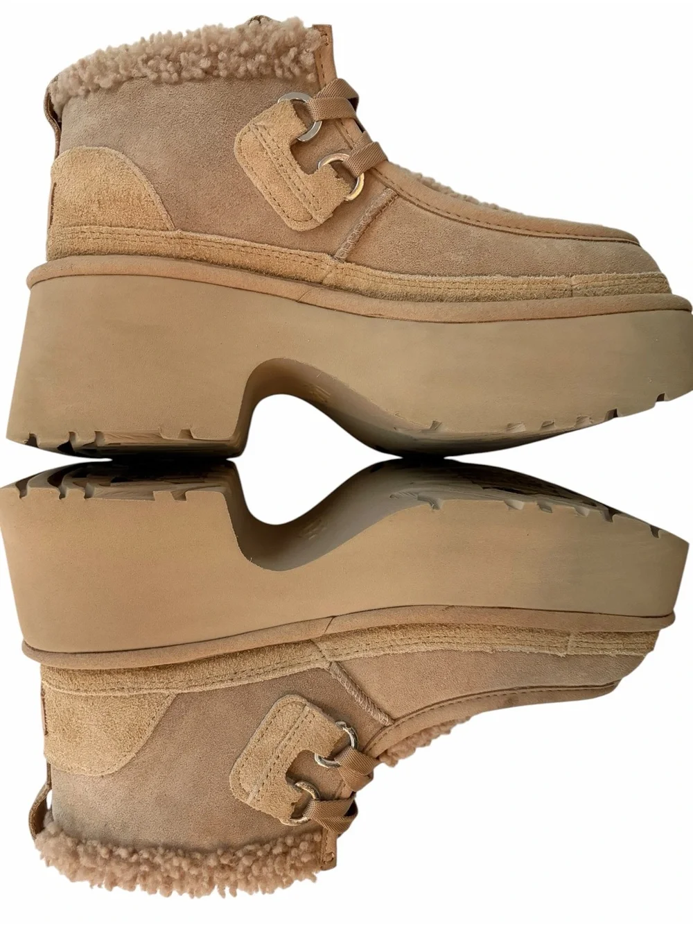 UGG Women's Tan Suede Shearling Platform Lace-Up Boots size 8
